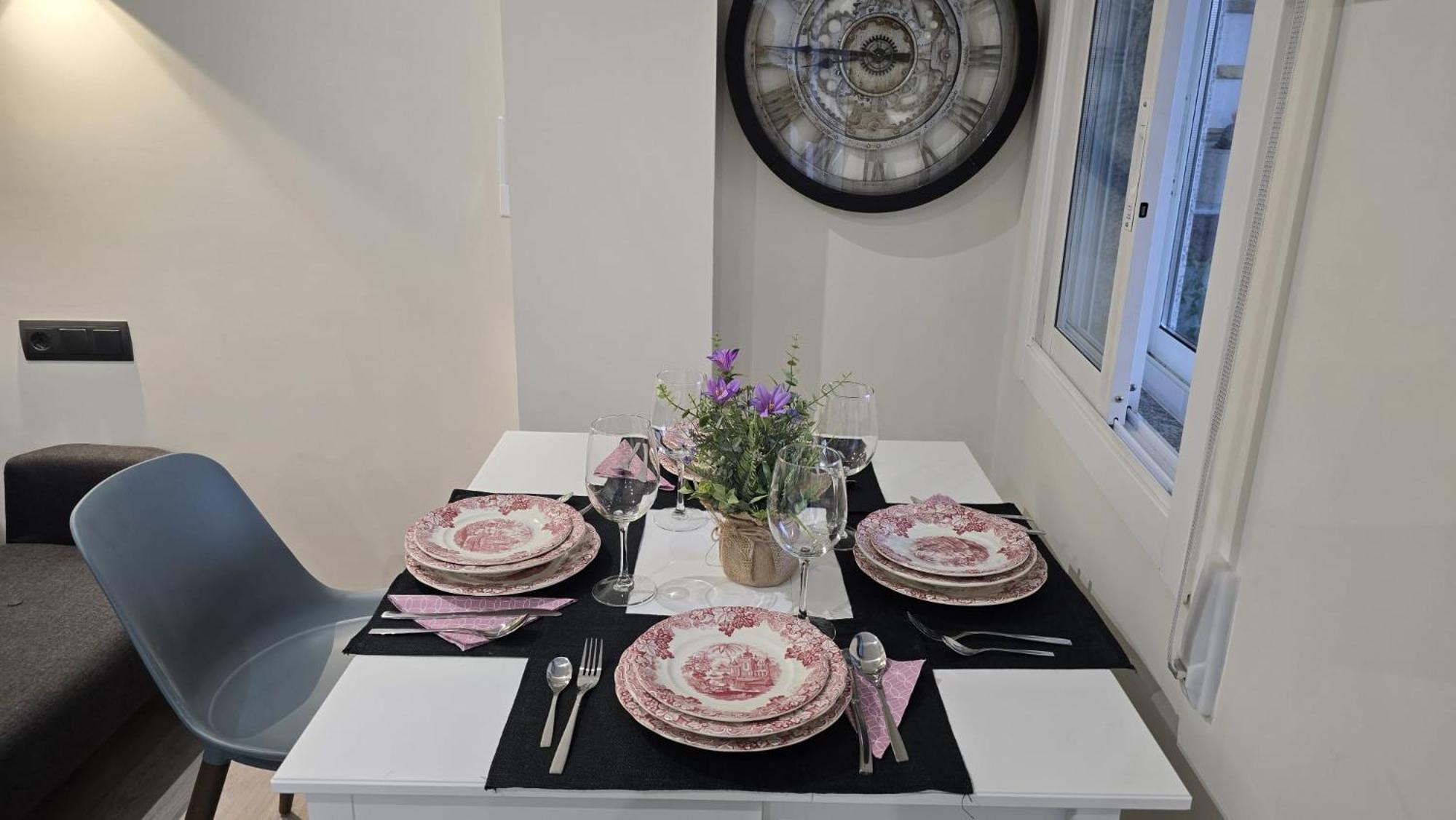 Calpurnia Abana Apartment *